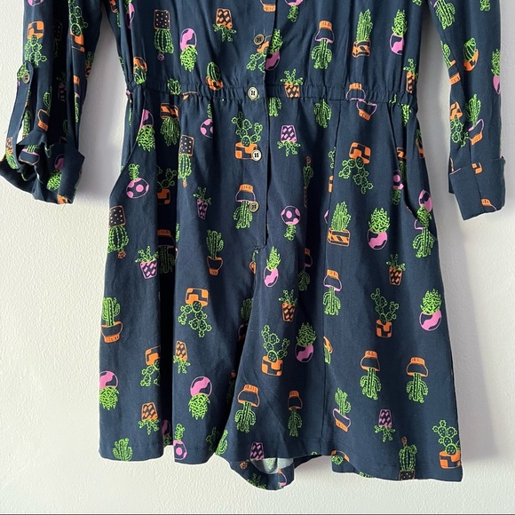 Modcloth Navy Blue Cactus Print Romper Size Small - Picture 4 of 13